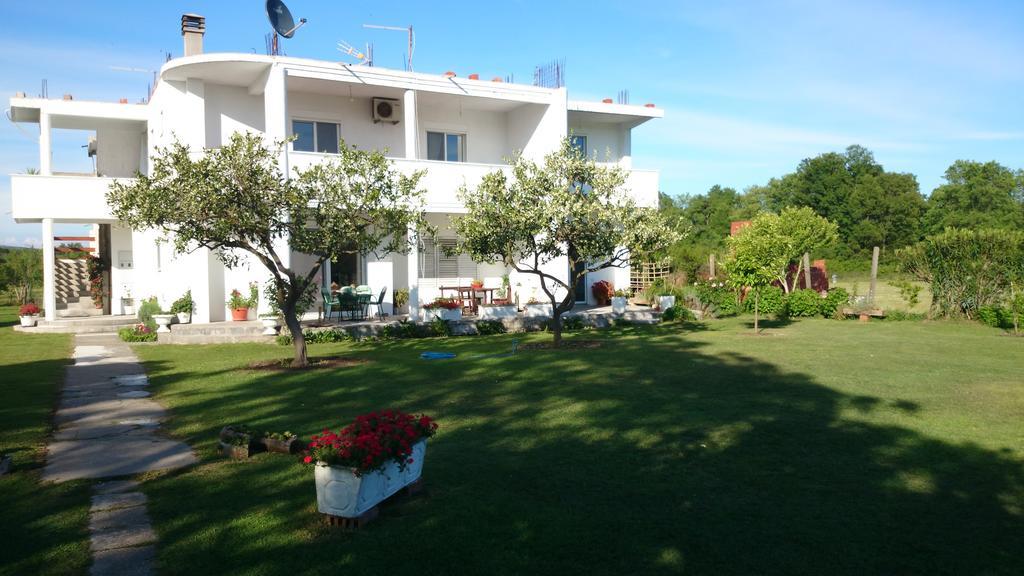 Luce Di Sole Apartment Ulcinj Exterior photo